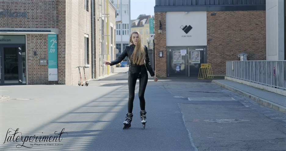 Catherine Reus - Sporty Latex Lifestyle - LateXperiment